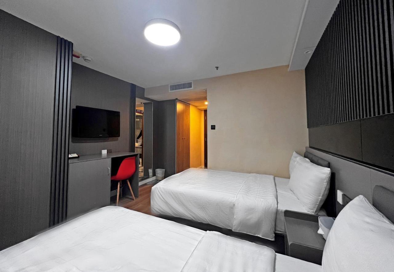 Hennessy Hotel Гонконг Экстерьер фото