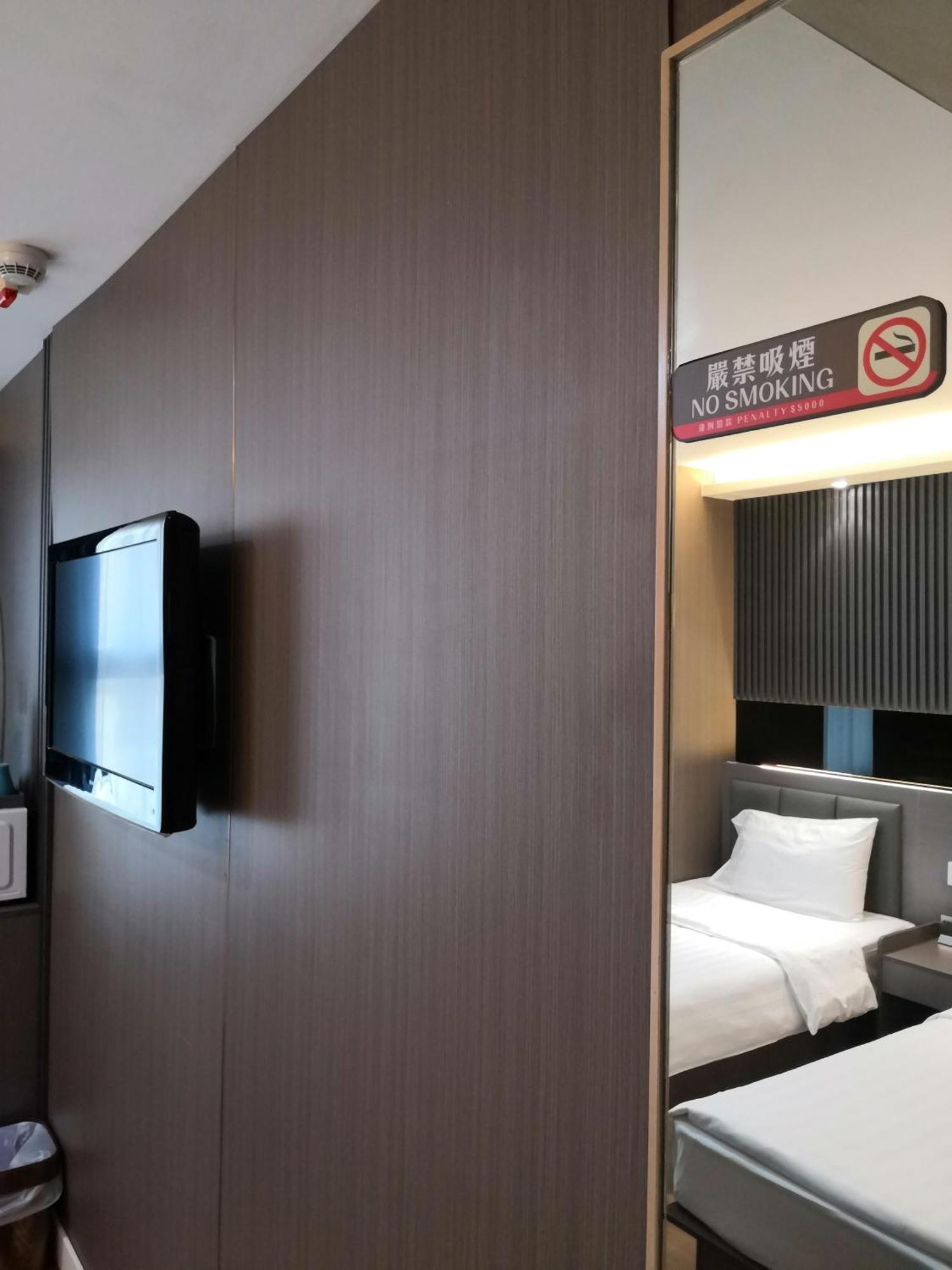 Hennessy Hotel Гонконг Экстерьер фото